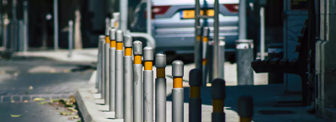 Safe and Convenient Retractable Barrier Column Systems for Properties in Palm River-Clair Mel, FL