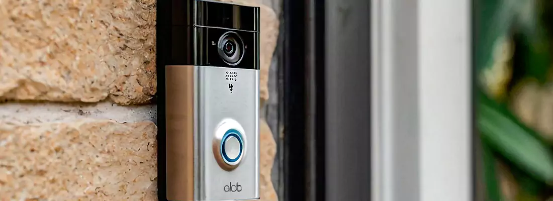 Wireless and Wired Camera Doorbell Options in Palm River-Clair Mel, FL